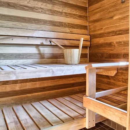 Hotelli Uninen Tampere 3*