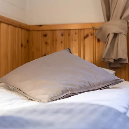 Uninen Hotell